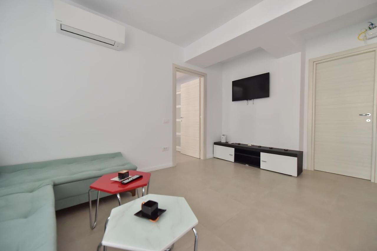 WAVE 3 Promenada Apartments Navodari Bagian luar foto